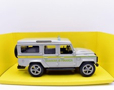 Modellino auto Land Defender 110 Guardia Di Finanza scala 1:43 modellismo