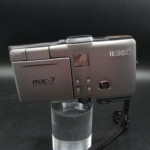 Fotocamera digitale compatta