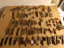 Lotto 52 Antiche Cerniere A