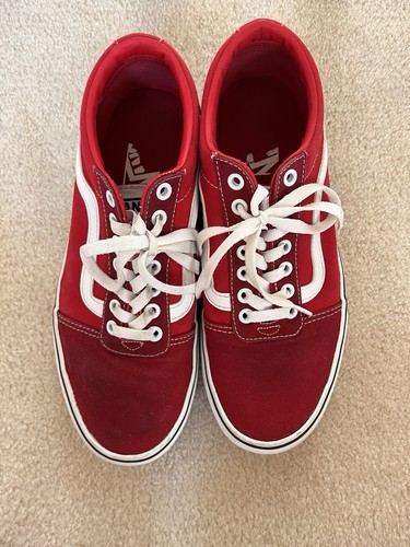 Furgone uomo rosso - , e
