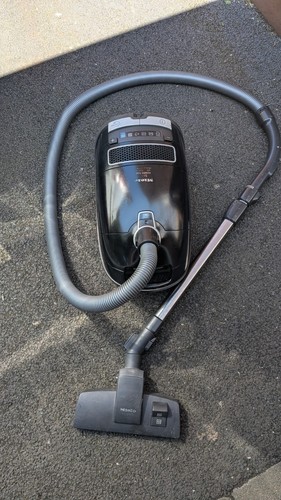 Aspirapolvere miele - aspirapolvere,
