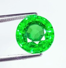 Gemma zaffiro verde naturale
