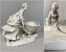 FIGURA CERAMICA Biscuit