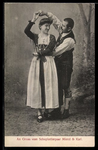 Coppia costumi tradizionali - coppia, in