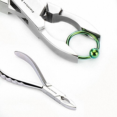 Strumento per piercing - , in