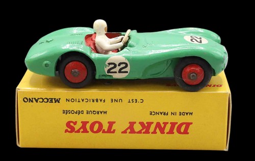 ème dinky toys aston - /,