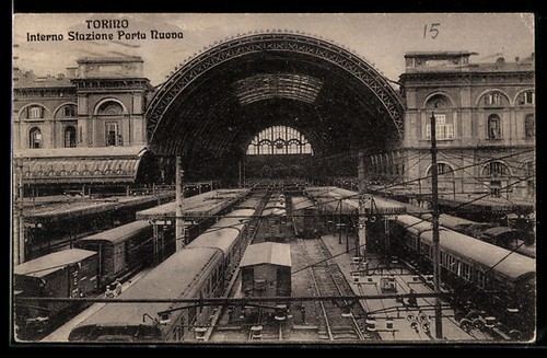 Torino interno stazione porta - interno,