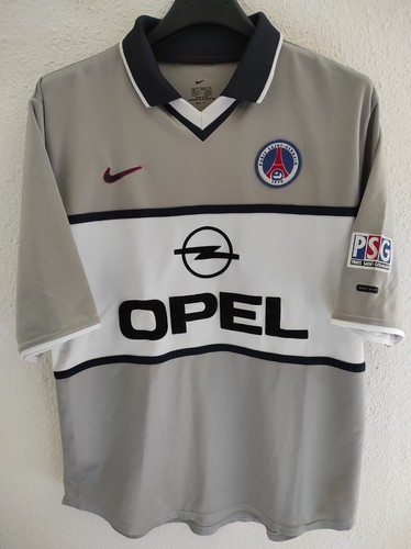 Psg 1999 2000 - away, anelka
