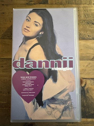 Dannii minogue love - minogue,