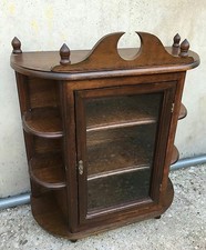 ECCEZIONALE VETRINETTA PENSILE IN LEGNO STILE ANTICO