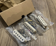 Fender - Custom Shop - Fat 60's - Stratocaster Set di pickup a bobina singola (bianco)