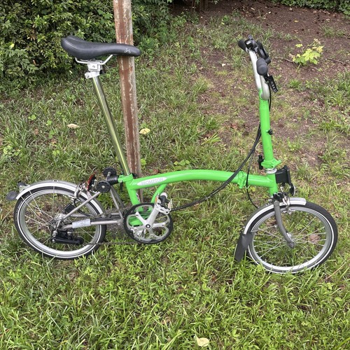 Brompton folding bike - bike, line