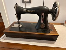 ANTICA MACCHINA DA CUCIRE VINTAGE WILLIAM