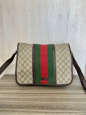 Borsa Gucci: Messenger GG