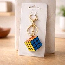 Portachiavi stile cubo di
