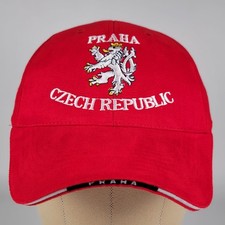  Cappello berretto rosso Praha