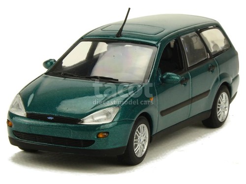 Ford focus station wagon - station,