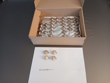 TWO PAIRS SONY VFET Vertical