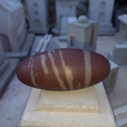 Shiva lingam narmada - lingam, fiume
