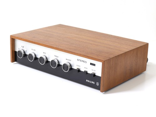 Amplificatore stereo vintage