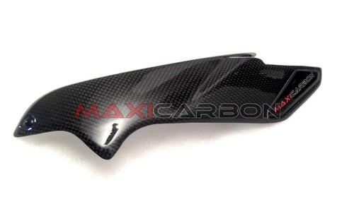 Cover forcellone carbonio