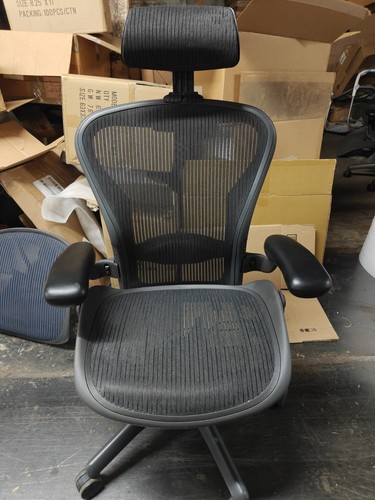 Herman miller aeron - aeron, mesh
