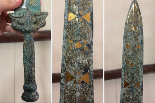 Antica spada bellissimo bronzo