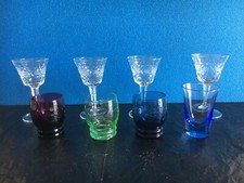 LOTTO DI 8 VECCHI BICCHIERINI IN CRISTALLO/VETRO ANNI '60
