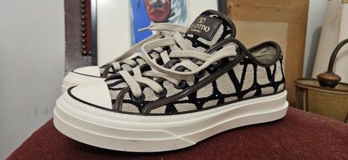 Valentino garavani baskets - valentino,
