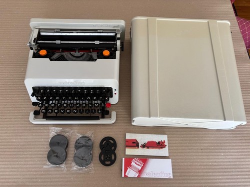 Macchina scrivere olivetti - da,