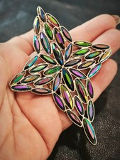 spilla di design a forma di stella con cristalli iridescenti - designer brooch