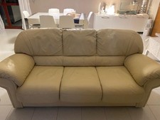 divani in Pelle 3 Posti, Uno