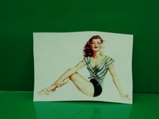 Adesivo pin up vespa lambretta
