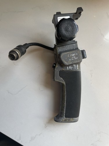 Canon zoom servo grip - servo,