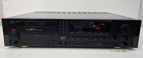 Grundig finearts dat 900