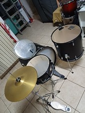 Batteria Musicale Composta Da Pelli Remo Senza Sedile E Piatto