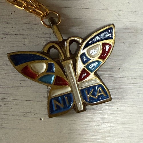 Collana con ciondolo - , farfalla