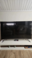 Smart tv Hisense 65 pollici con schermo piatto incluso il telecomando 