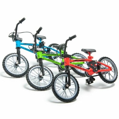 Mini modellino plastica - in,