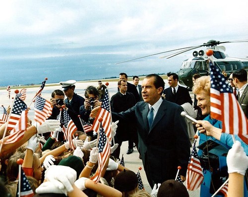 Presidente nixon saluta - presidente, il