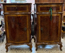 COPPIA DI COMODINI IN RADICA DI NOCE