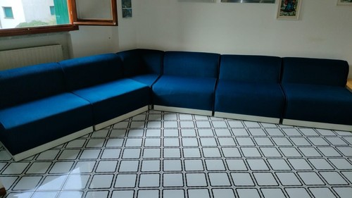 Divano vintage longato di - ,