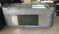 bancone tavolo negozio