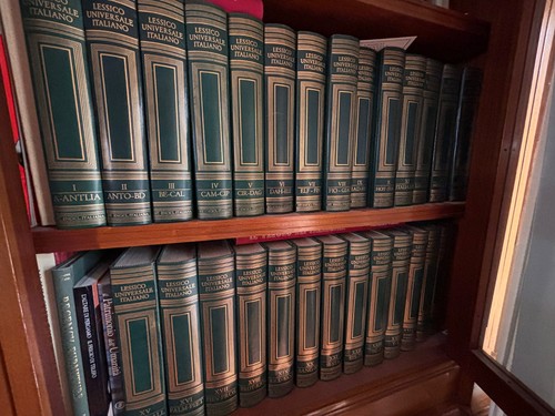 Treccani lessico universale - treccani,