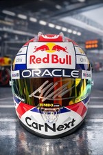 Casco Max Verstappen firmato