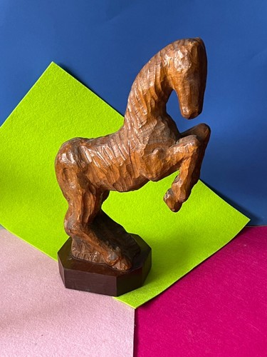 Scultura legno cavallo - 🦔,