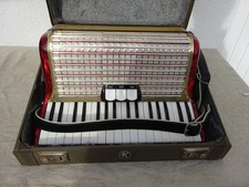 Fisarmonica Hohner Concerto II 72 bassi (5)