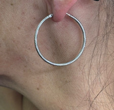 Cerchi da donna lavorati in argento 925 Nickel Free con chiusura ad incastro