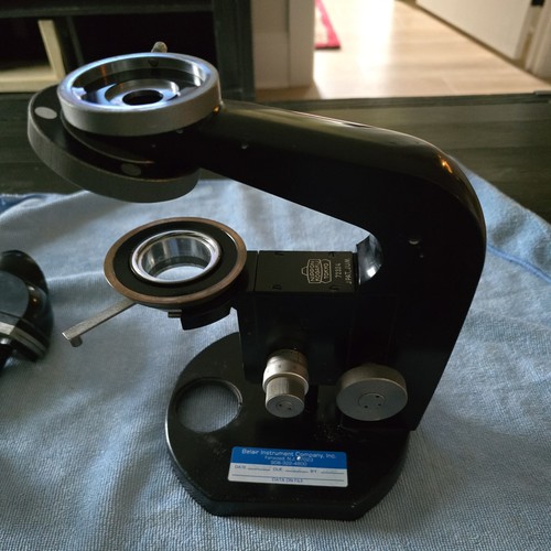 Obiettivo base microscopio - base,
