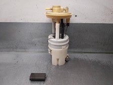 MN135000 pompa carburante per